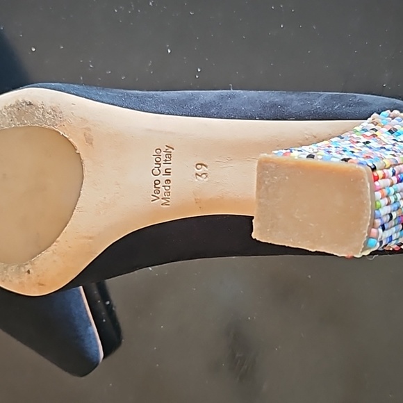 Diane B. Milano Size 39 Black Suede w/ Mozaic Heels - Picture 7 of 9